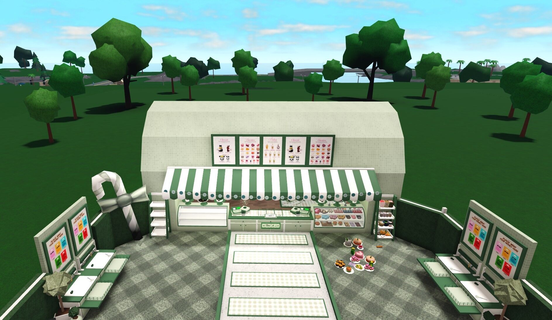 Clover Confections, a Welcome to Bloxburg businesses build