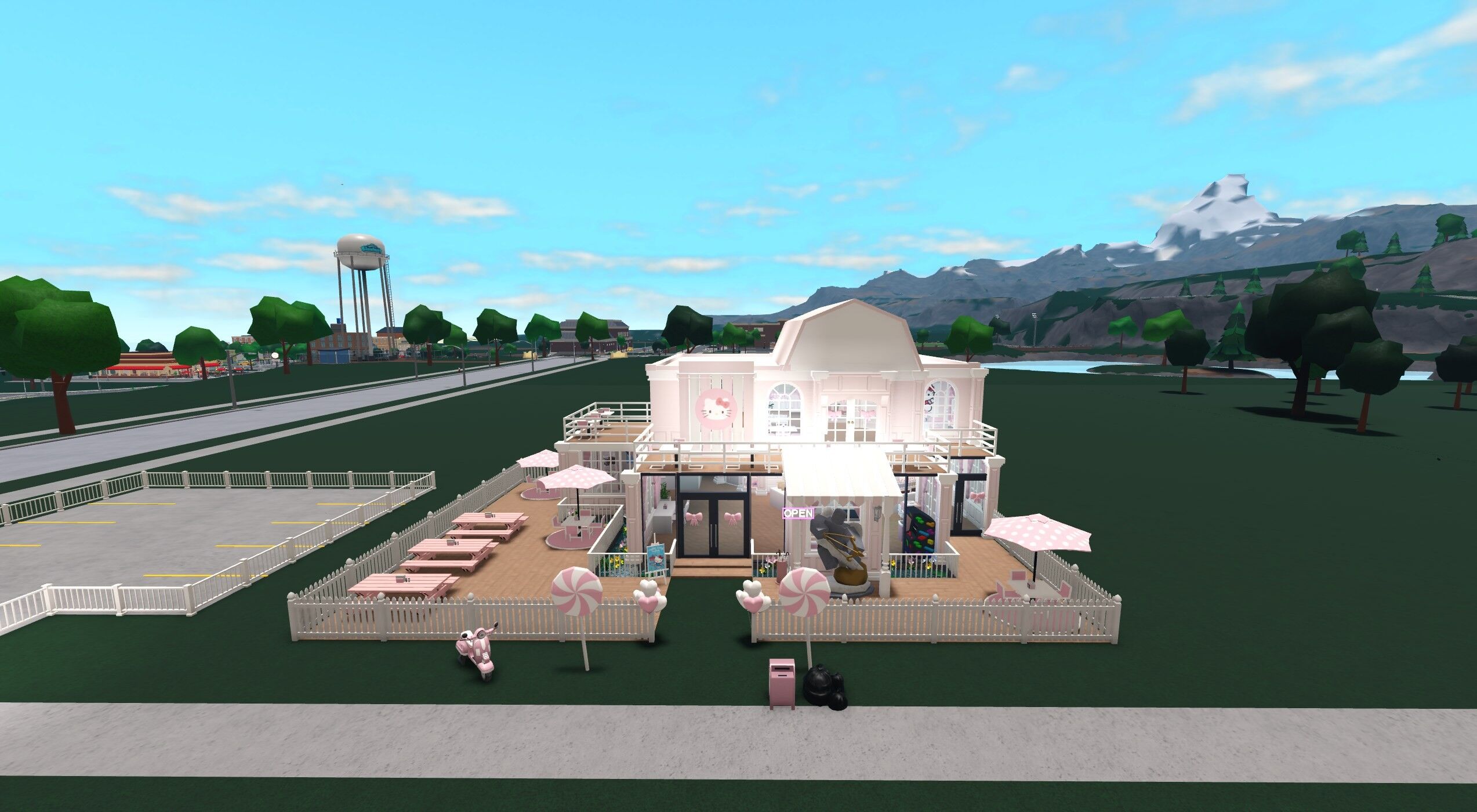 Hello Kitty Cafe view 1